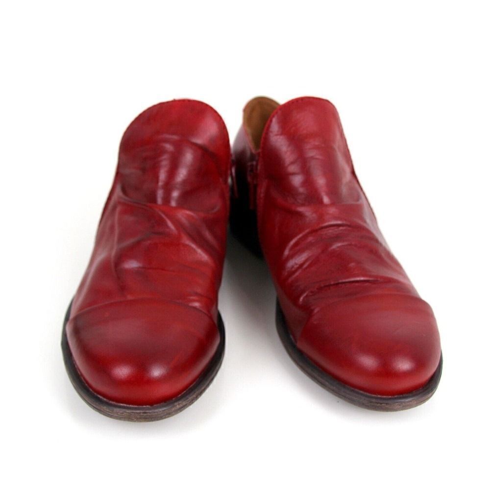 Miz Mooz RED GENUINE LEATHER LOW HEEL ROUND TOE ZIP SIDE LOAFER SHOES Size 6 - Picture 2 of 13